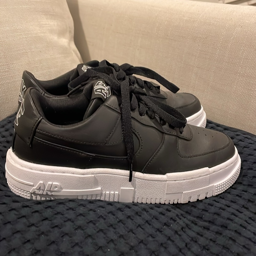 Nike Air Force 1 size 6,5 US black and white